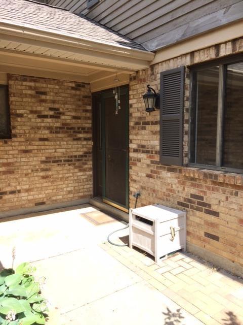 745 Hidden Cir, Dayton, OH 45458 photo 1