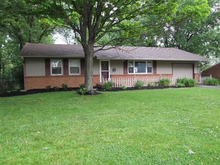 545 Clareridge Ln, Dayton, OH 45458 photo 1