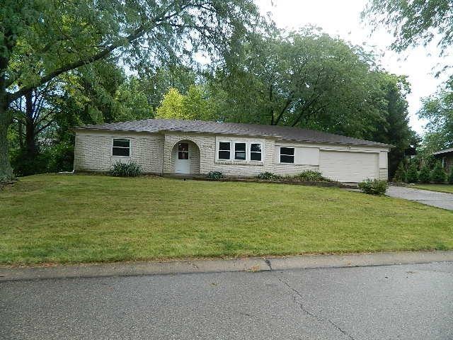 9832 Shawnee Trl, Dayton, OH 45458 photo 1
