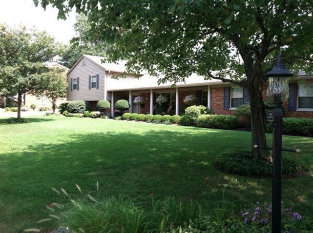 440 Cedarleaf Dr, Dayton, OH 45459 photo 1