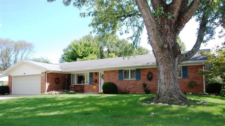 1072 Independence Dr, Dayton, OH 45429 photo 1