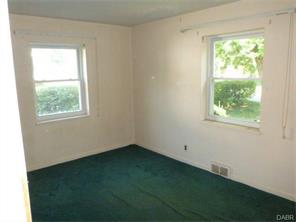 360 Nottingham Rd, Dayton, OH 45405 photo 8
