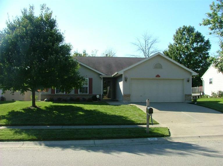 201 Clearbrook Dr, Franklin, OH 45005 photo 1