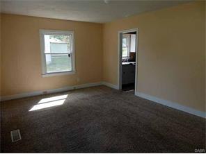 1867 Chatham Pl, Springfield, OH 45505 photo 2