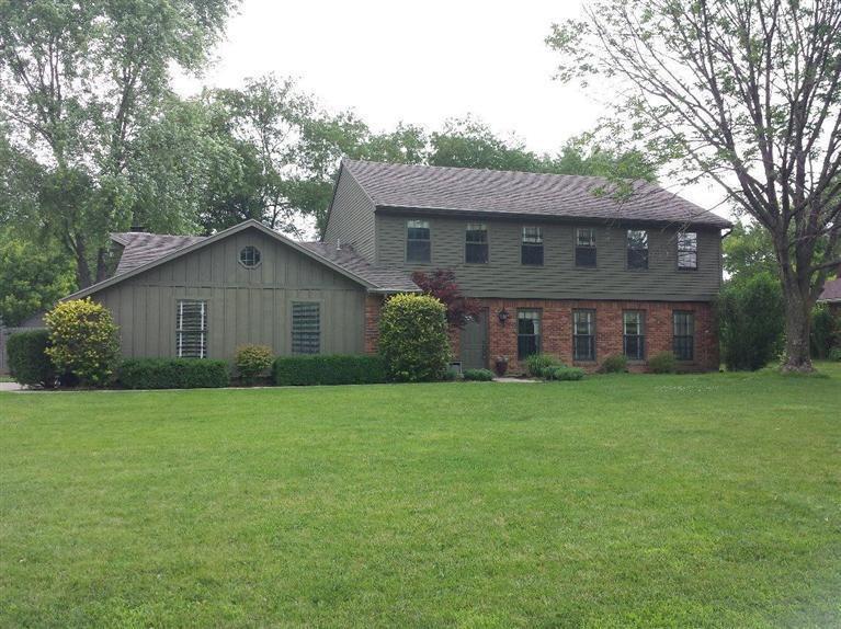 945 Ashcreek Dr, Dayton, OH 45458 photo 1