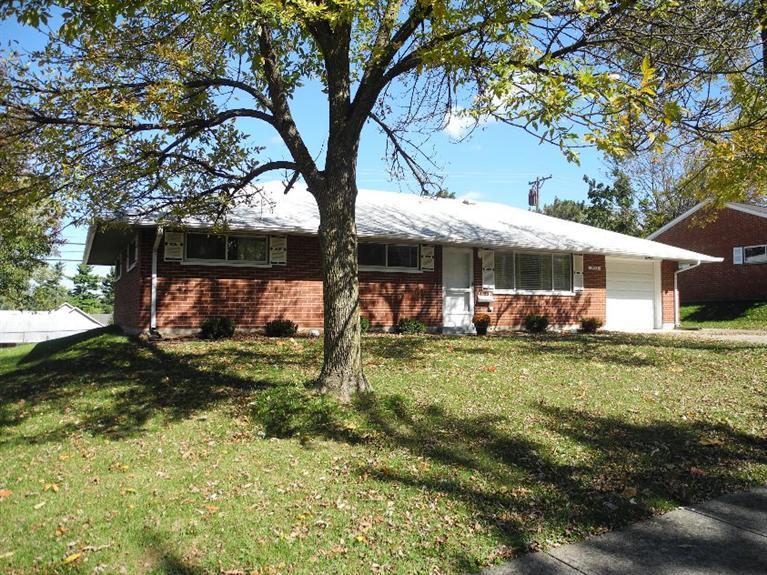 405 Henrich Dr, Dayton, OH 45429 photo 1