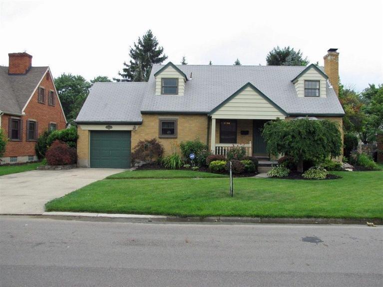 517 Oakview Dr, Dayton, OH 45429 photo 1