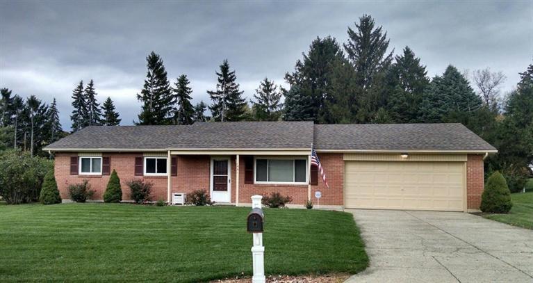 1531 Mapledale Dr, Dayton, OH 45432 photo 1