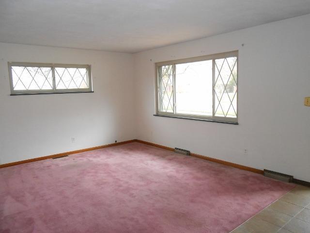 942 Willow Dl, Dayton, OH 45429 photo 1