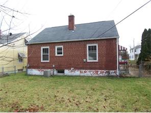 323 Buxton Ave, Springfield, OH 45505 photo 2