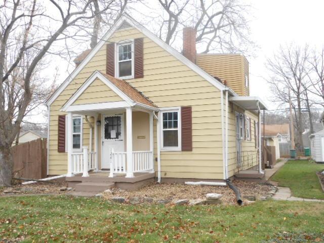 1281 Southlyn Dr, Dayton, OH 45409 photo 1