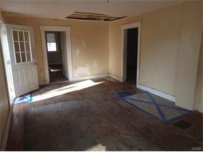 2013 Clifton Ave, Springfield, OH 45505 photo 3