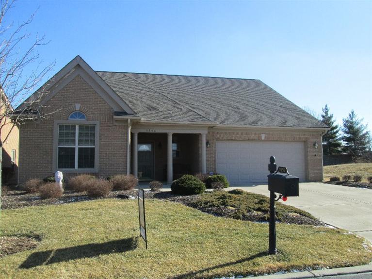 9256 Stansel Cir, Dayton, OH 45458 photo 1
