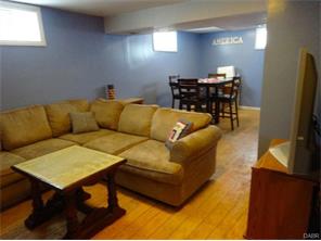 2147 Bataan Dr, Dayton, OH 45420 photo 9