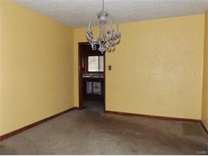 271 Springbrook Blvd, Dayton, OH 45405 photo 4