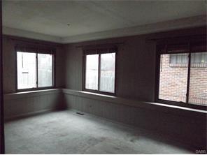271 Springbrook Blvd, Dayton, OH 45405 photo 5