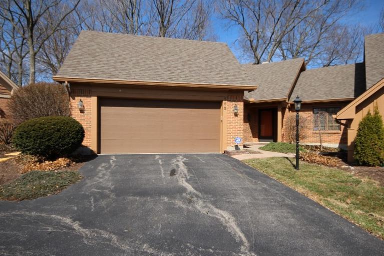 585 Cottingwood Ct, Dayton, OH 45429 photo 1