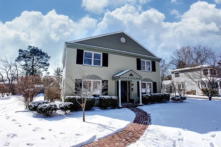 380 Chatham Dr, Dayton, OH 45429 photo 1