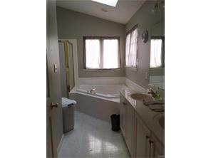 1663 Olde Haley, Dayton, OH 45458 photo 11