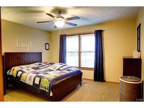 2237 Forestdean Ct, Dayton, OH 45459 photo 21
