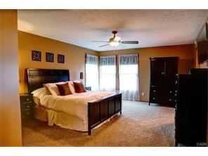 2237 Forestdean Ct, Dayton, OH 45459 photo 17