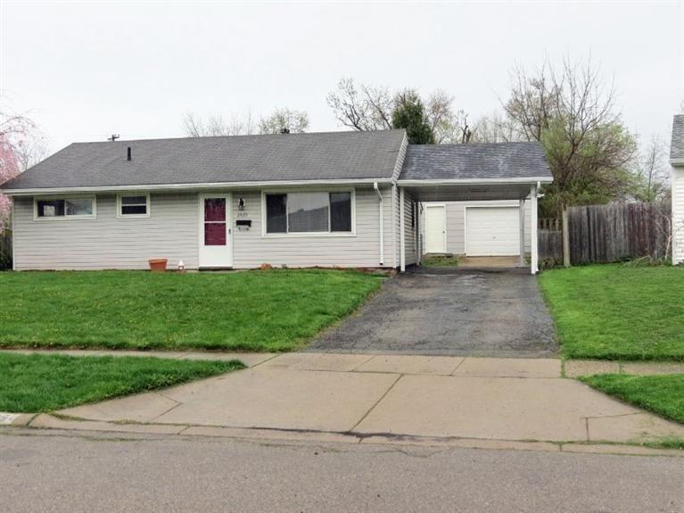 2425 Barryknoll St, Dayton, OH 45420 photo 1