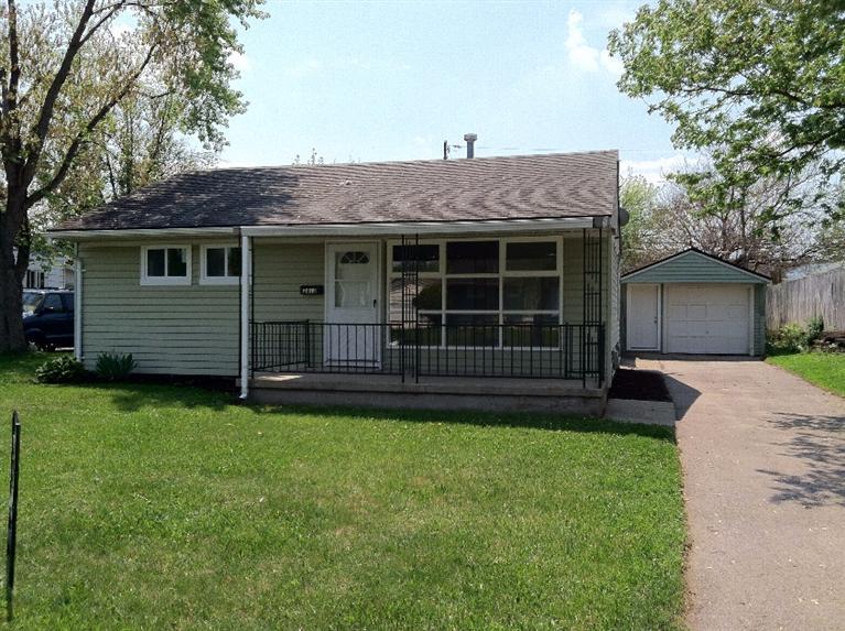 2416 Vale Dr, Dayton, OH 45420 photo 1