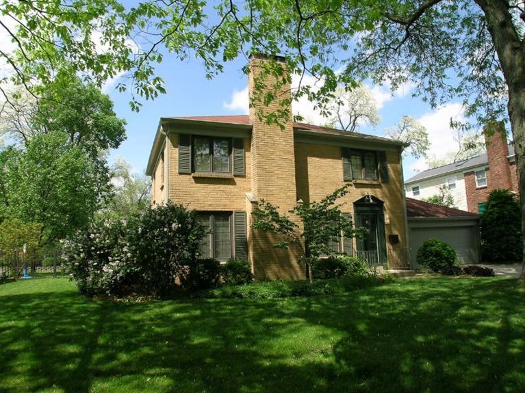 233 Avon Way, Dayton, OH 45429 photo 1