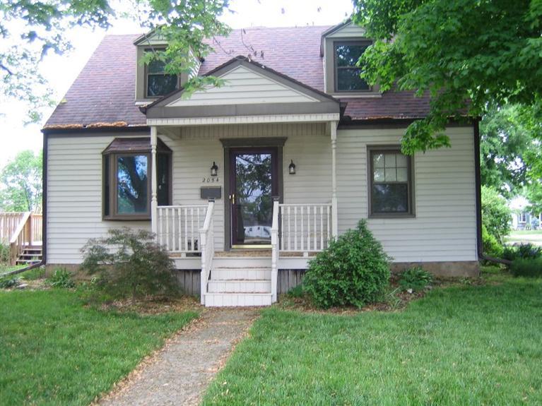 2054 Malcom Dr, Dayton, OH 45420 photo 1