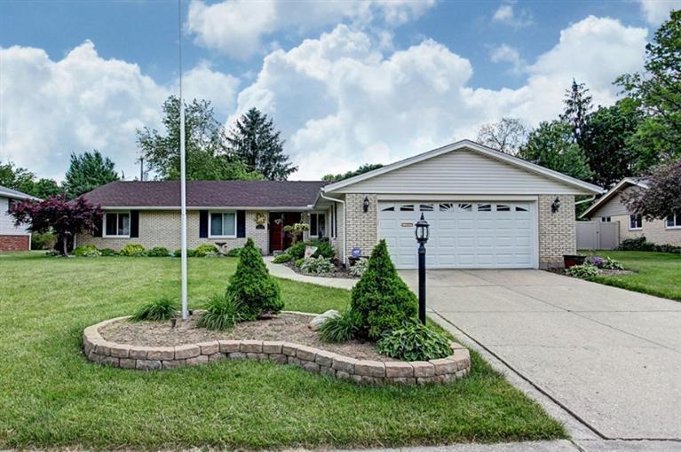2202 Springmill Rd, Dayton, OH 45440 photo 1
