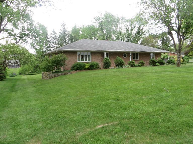 7324 Eagle Creek Dr, Dayton, OH 45459 photo 1