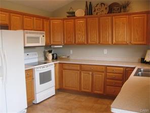 224 Crown Point Mdws, Dayton, OH 45458 photo 8