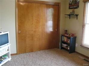 224 Crown Point Mdws, Dayton, OH 45458 photo 15