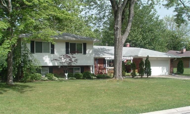 8010 Talbrook Ct, Dayton, OH 45458 photo 1