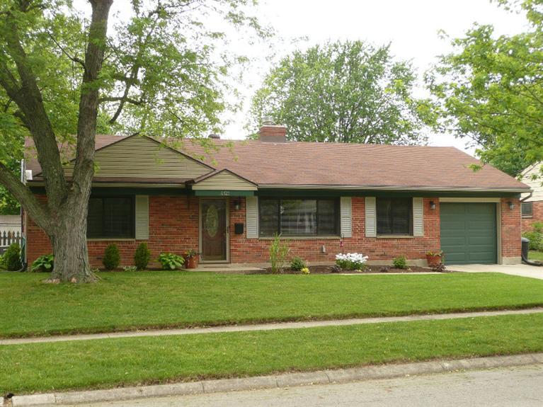 4121 Maricarr Dr, Dayton, OH 45429 photo 1