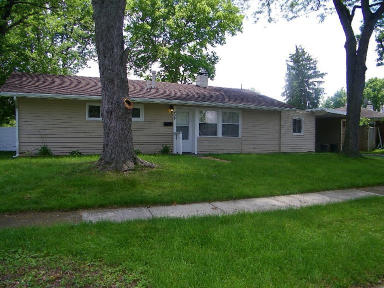438 Crystal Dr, Dayton, OH 45431 photo 1