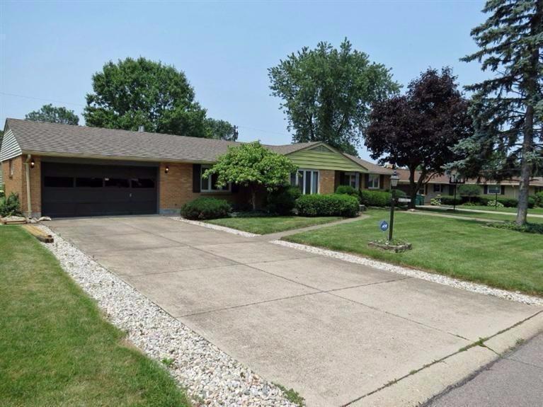 4441 Tangent Dr, Dayton, OH 45440 photo 1