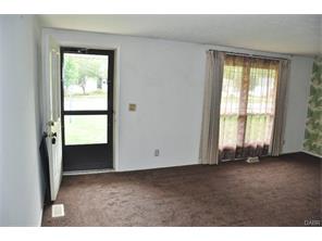 6922 Ginger Ave, Enon, OH 45323 photo 5