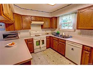 721 Farmbrook Dr, Beavercreek, OH 45430 photo 11
