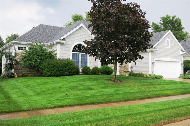 1215 Forest Walk Dr, Dayton, OH 45459 photo 1