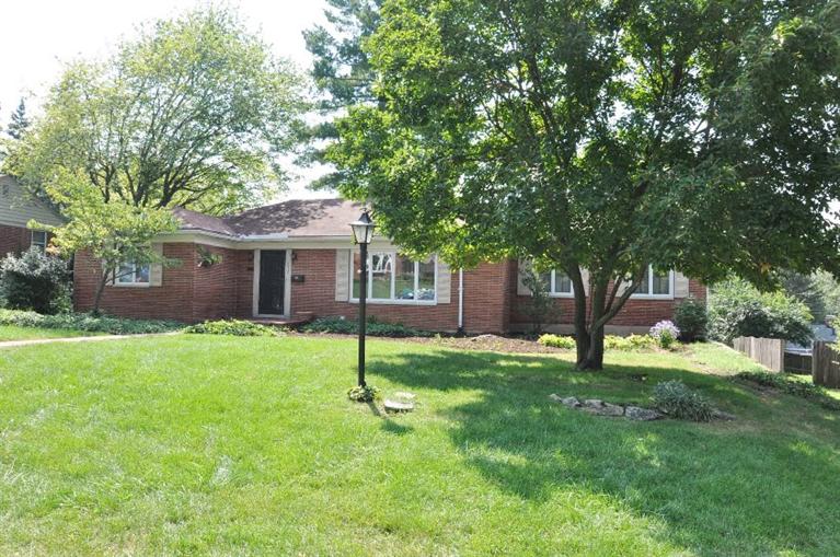 272 Napoleon Dr, Dayton, OH 45429 photo 1