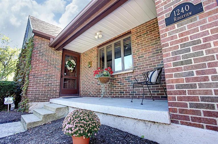 1240 Ridgeview Ave, Dayton, OH 45409 photo 1