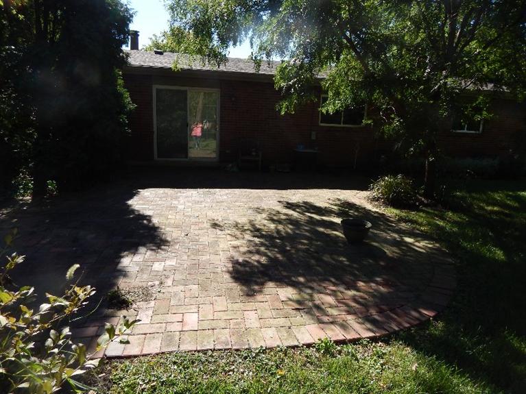 5637 Brookbank Dr, Dayton, OH 45440 photo 1
