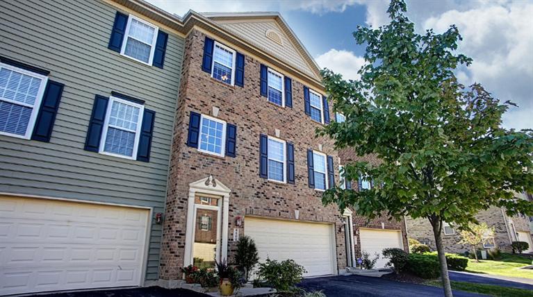 9505 Tahoe Dr, Dayton, OH 45458 photo 1