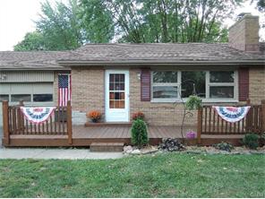  4197 Middlebrook Dr, Beavercreek, OH 45440 photo 2