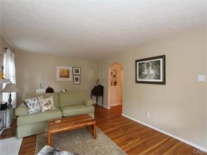 217 Canterbury Dr, Dayton, OH 45429 photo 4