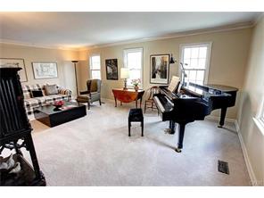 7708 Normandy Ln, Dayton, OH 45459 photo 4