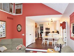 701 Farmbrook Dr, Beavercreek, OH 45430 photo 5
