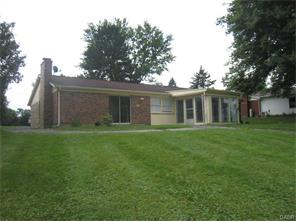 1203 Apache Trl, Jamestown Vlg, OH 45335 photo 15