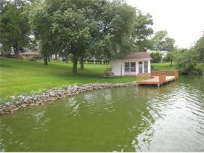 1203 Apache Trl, Jamestown Vlg, OH 45335 photo 2